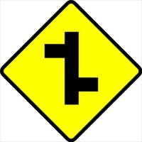 sign-caution-2T-junction
